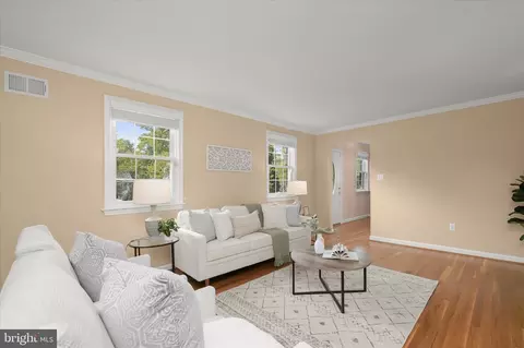 Living - 16105 Kent Rd, Laurel, MD 20707 photo 4 of 9