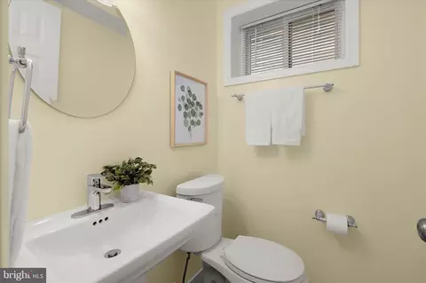 Bath - 16105 Kent Rd, Laurel, MD 20707 photo 3 of 3