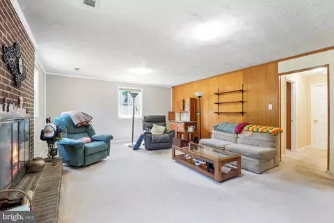 Living - 16011 Jerald Rd, Laurel, MD 20707 photo 4 of 5