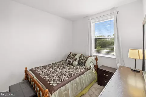 Bedroom - 4833 Vista Glen Ln, Lanham, MD 20706 photo 7 of 7