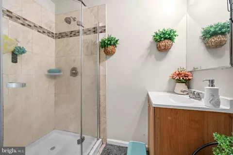 Bath - 2806 Ocala Ave, District Heights, MD 20747 photo 1 of 2