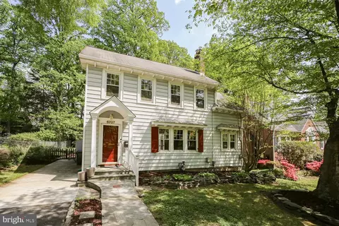 6707 44th Ave, Hyattsville, MD 20782