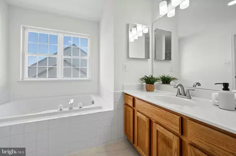 Bath - 15518 Casulas Way, Laurel, MD 20707 photo 1 of 4