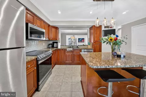 Kitchen - 14203 14203 Oakpointe Dr, Laurel, MD 20707 photo 1 of 3
