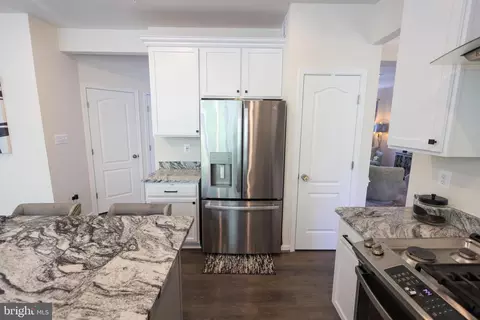 Entry Way - 313 Buccoo Reef Loop, Accokeek, MD 20607 photo 6 of 16