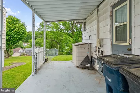 Exterior - 7302 Powhatan St, Lanham, MD 20706 photo 4 of 15