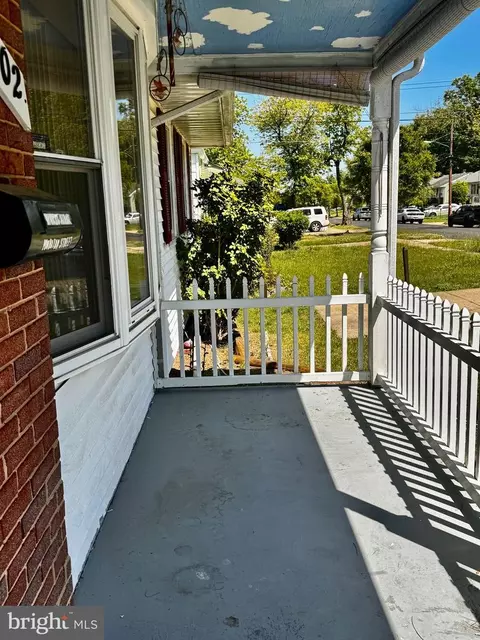 Exterior - 7302 Powhatan St, Lanham, MD 20706 photo 6 of 15