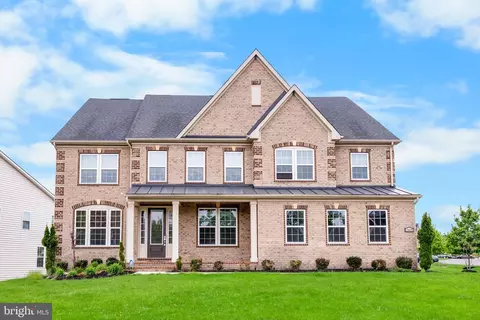 13601 Hebron Ln, Marlboro, MD 20774