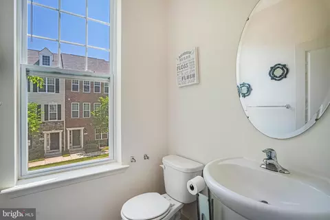 Bath - 7206 Wood Trail Dr, Lanham, MD 20706 photo 1 of 3
