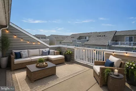 Exterior - 7206 Wood Trail Dr, Lanham, MD 20706 photo 1 of 4