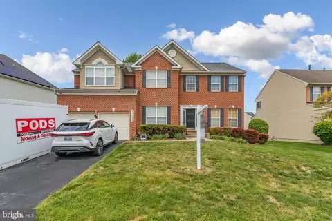 10012 River Walk Ter, Marlboro, MD 20774