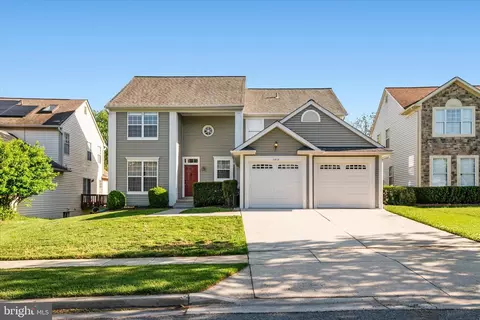 7912 Kara Ct, Greenbelt, MD 20770