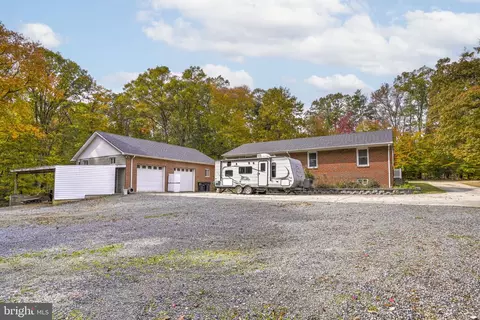 Exterior - 1100 Bryan Point Rd, Accokeek, MD 20607 photo 10 of 12