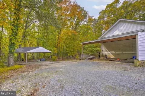 Exterior - 1100 Bryan Point Rd, Accokeek, MD 20607 photo 11 of 12