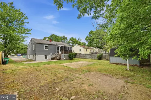 Exterior - 9705 Locust Ave, Lanham, MD 20706 photo 4 of 6