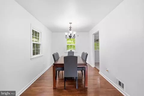 Dining - 9705 Locust Ave, Lanham, MD 20706 photo 2 of 3