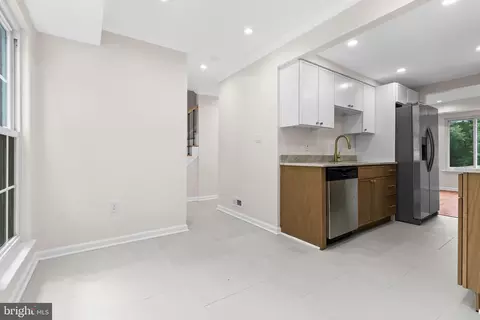 Entry Way - 15732 Millbrook Ln #79, Laurel, MD 20707 photo 3 of 4