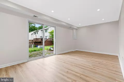 Living - 15732 Millbrook Ln #79, Laurel, MD 20707 photo 1 of 14