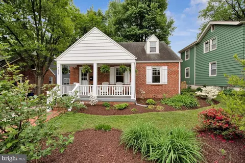 4205 Longfellow St, Hyattsville, MD 20781