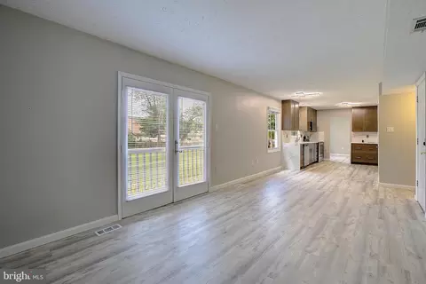Living - 11611 Whittier Rd, Bowie, MD 20721 photo 11 of 13