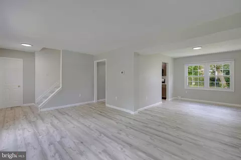 Living - 11611 Whittier Rd, Bowie, MD 20721 photo 4 of 13