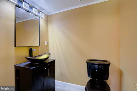 Bath - 11611 Whittier Rd, Bowie, MD 20721 photo 1 of 2