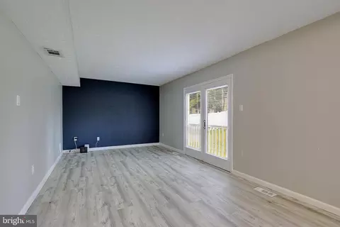 Living - 11611 Whittier Rd, Bowie, MD 20721 photo 9 of 13