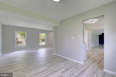 Living - 11611 Whittier Rd, Bowie, MD 20721 photo 7 of 13