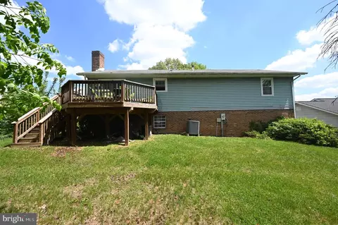 Exterior - 1416 2nd St, Lanham, MD 20706 photo 4 of 8