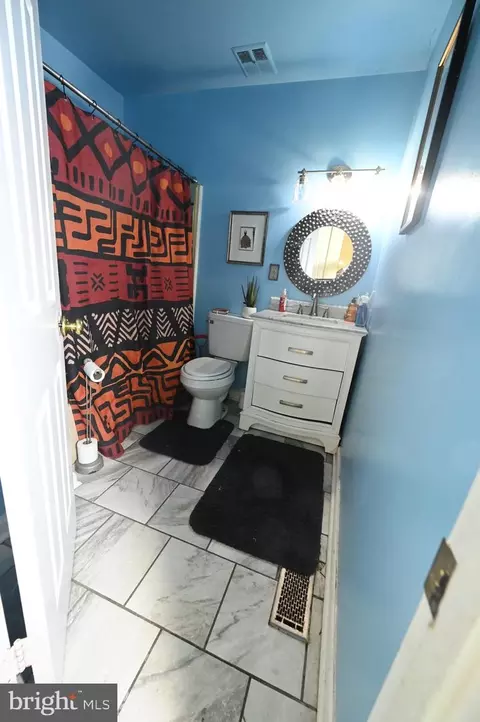Bath - 1416 2nd St, Lanham, MD 20706 photo 3 of 3
