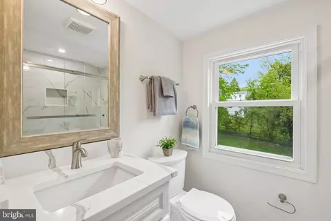 Bath - 6710 Pine Grv, Suitland, MD 20746 photo 1 of 4