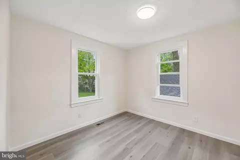 Bedroom - 6710 Pine Grv, Suitland, MD 20746 photo 3 of 4