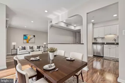 6942 Hanover Pkwy #200, Greenbelt, MD 20770