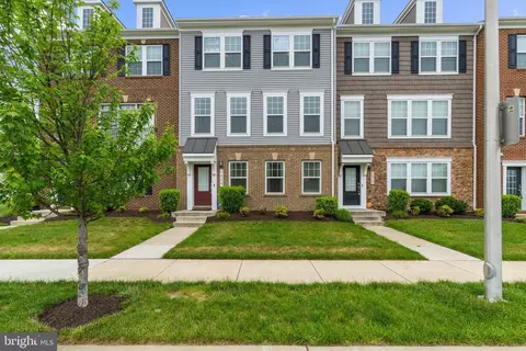 3826 Rock Spring Dr, Marlboro, MD 20772