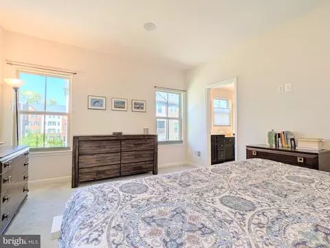 Bedroom - 10100 Aerospace Rd, Lanham, MD 20706 photo 4 of 6