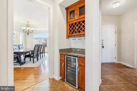 Entry Way - 7804 Killbarron Dr, Laurel, MD 20707 photo 4 of 10