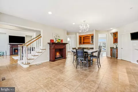 Dining - 7804 Killbarron Dr, Laurel, MD 20707 photo 4 of 6