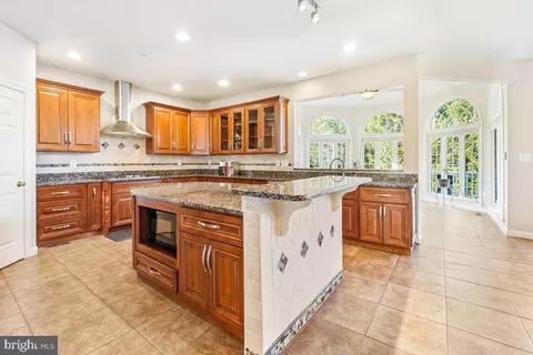 Kitchen - 7804 Killbarron Dr, Laurel, MD 20707 photo 1 of 6