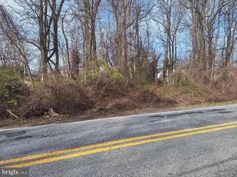 1005 Rollins Ave, Capitol Heights, MD 20743