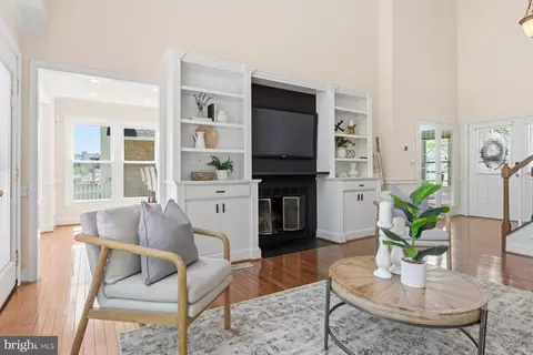 Living - 14215 Greenview Dr, Laurel, MD 20708 photo 1 of 1