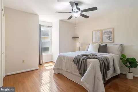 Bedroom - 14215 Greenview Dr, Laurel, MD 20708 photo 3 of 6