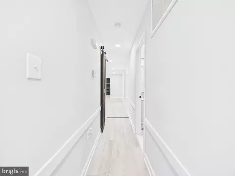 Entry Way - 9604 Middleridge Ct, Brandywine, MD 20613 photo 5 of 5