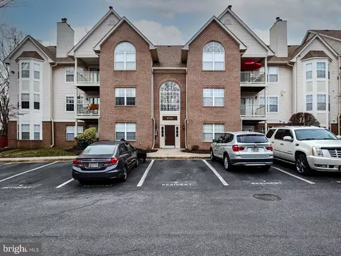 9720 Lake Pointe Ct #102, Marlboro, MD 20774