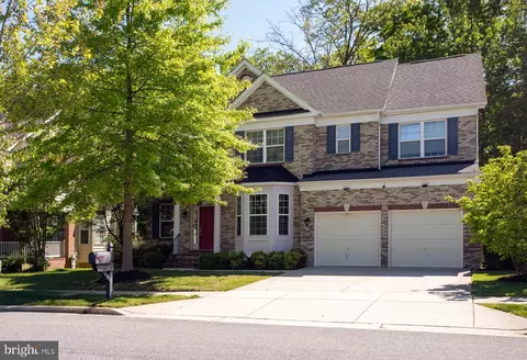 3012 Lake Forest Dr, Marlboro, MD 20774