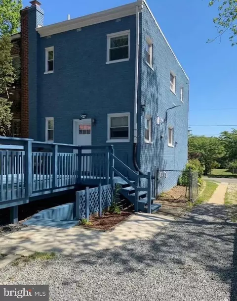 1821 Longfellow St, Hyattsville, MD 20782