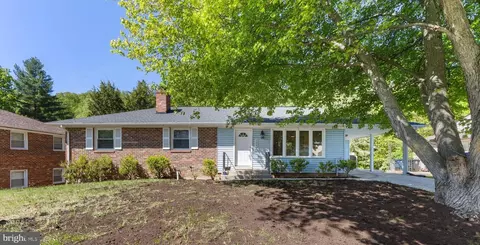 205 Weymouth St, Marlboro, MD 20774