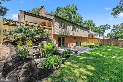 5014 Woodford Ln, Marlboro, MD 20772