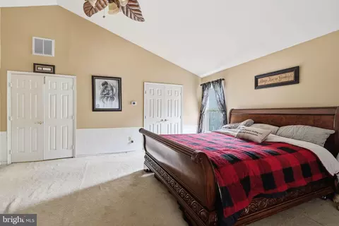 Bedroom - 14302 Delcastle Dr, Bowie, MD 20721 photo 1 of 3
