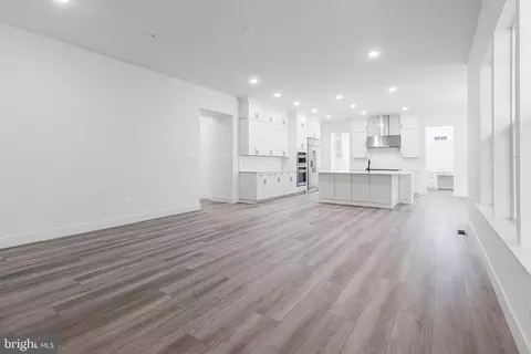 Living - 2007 Saint James Rd, Accokeek, MD 20607 photo 5 of 6