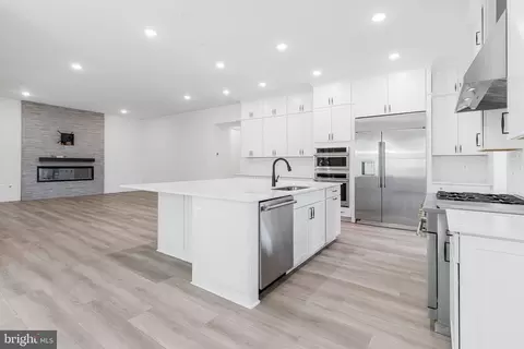 Kitchen - 2007 Saint James Rd, Accokeek, MD 20607 photo 1 of 2